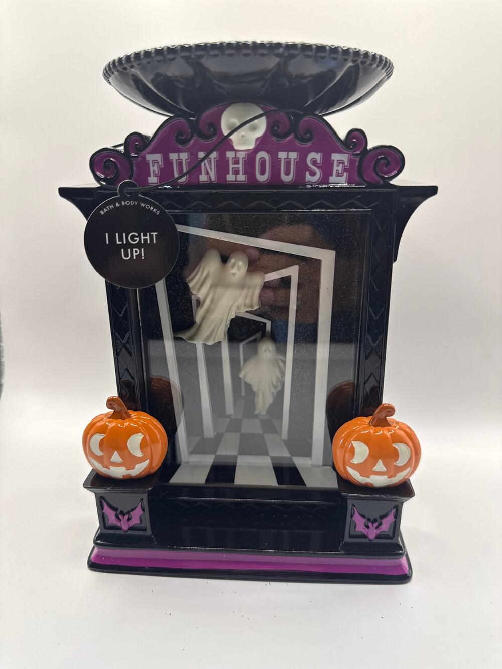 Bath & Body Works LIGHT-UP GLOW IN THE DARK FUNHOUSE Halloween Candle Holder